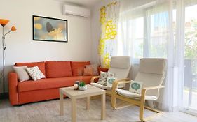 Apartment GardenView - New!